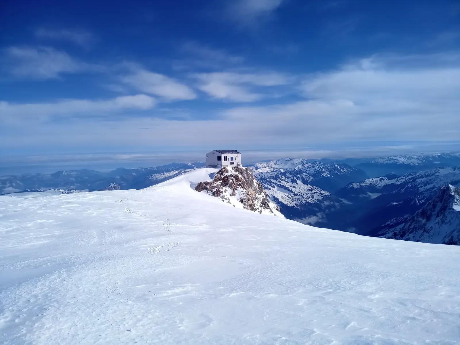 Mont Blanc : solo depuis Chamonix et descente dans une face N superbement meringuée — photo 4