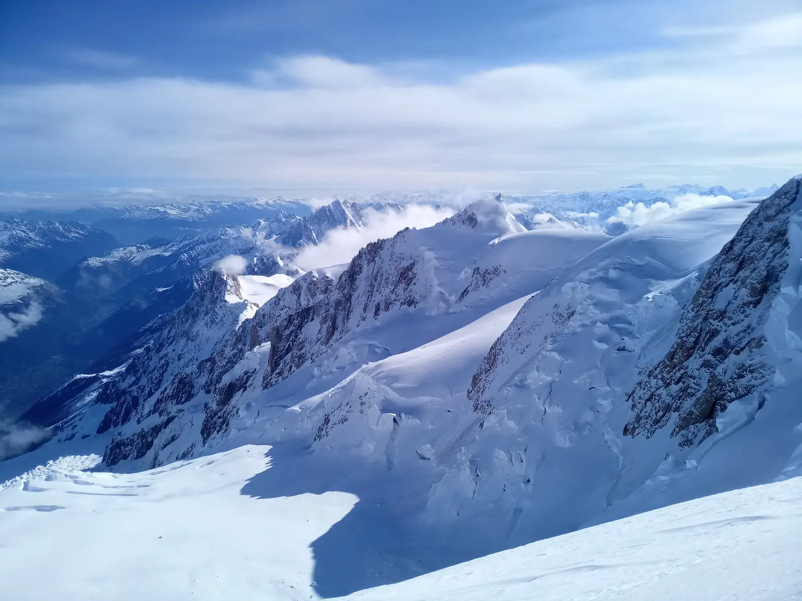 Mont Blanc : solo depuis Chamonix et descente dans une face N superbement meringuée — photo 5