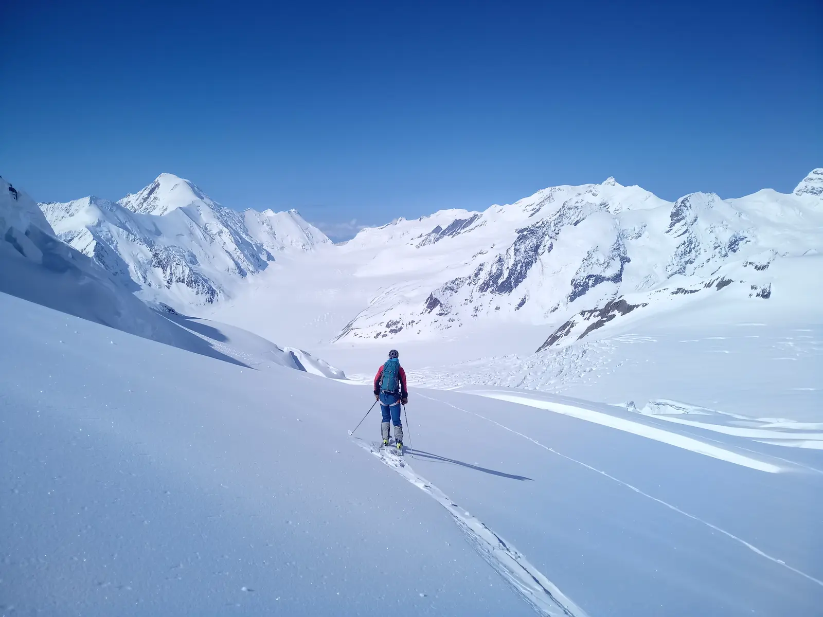 Raid dans l'Oberland pour aller cueillir des 4000 à ski avec Seb — photo 3
