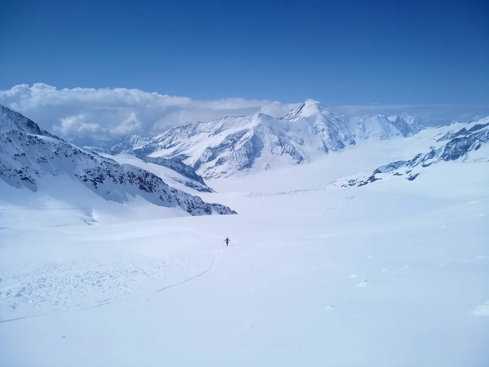 Raid dans l'Oberland pour aller cueillir des 4000 à ski avec Seb — photo 5