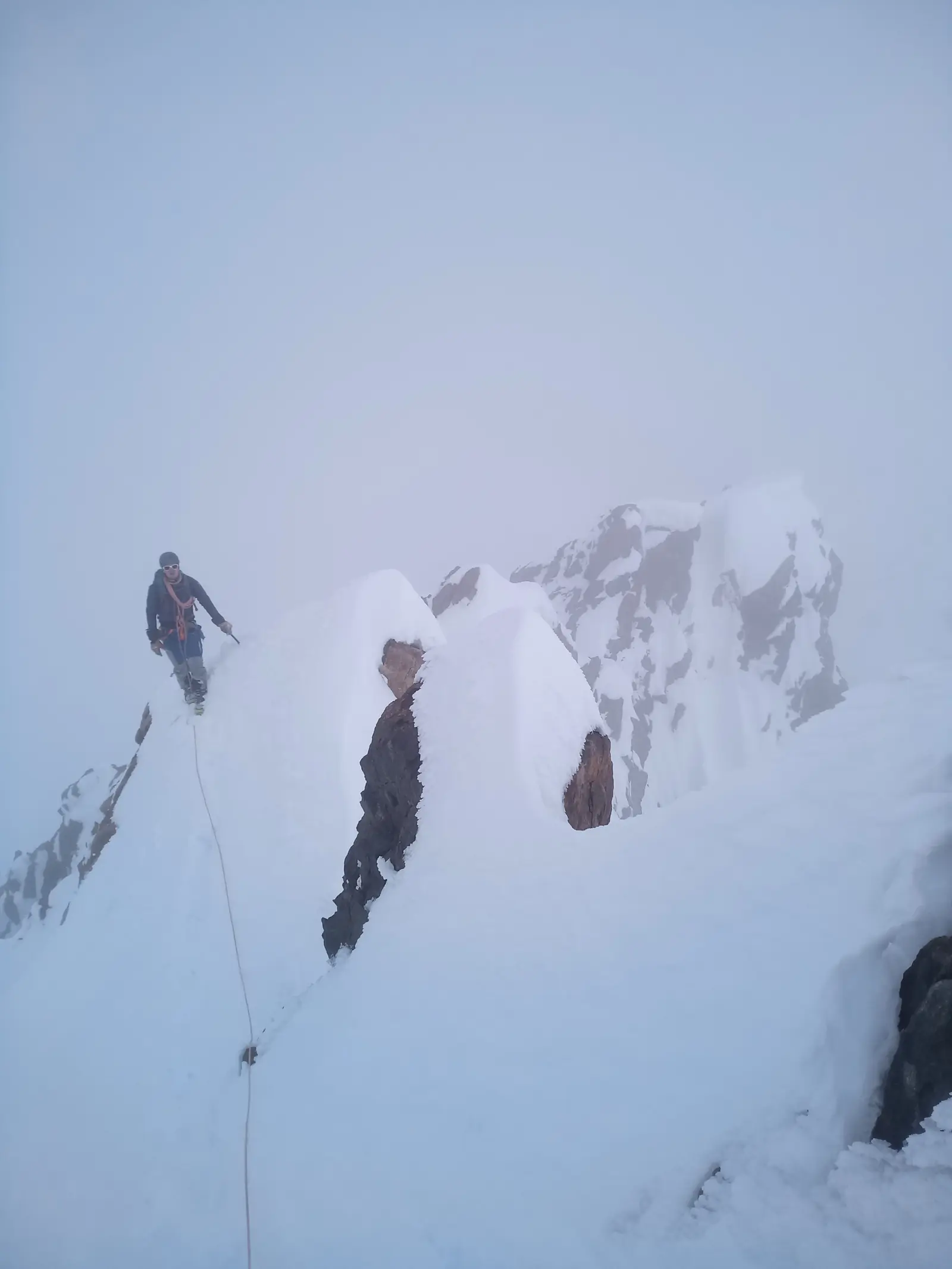 Raid dans l'Oberland pour aller cueillir des 4000 à ski avec Seb — photo 8