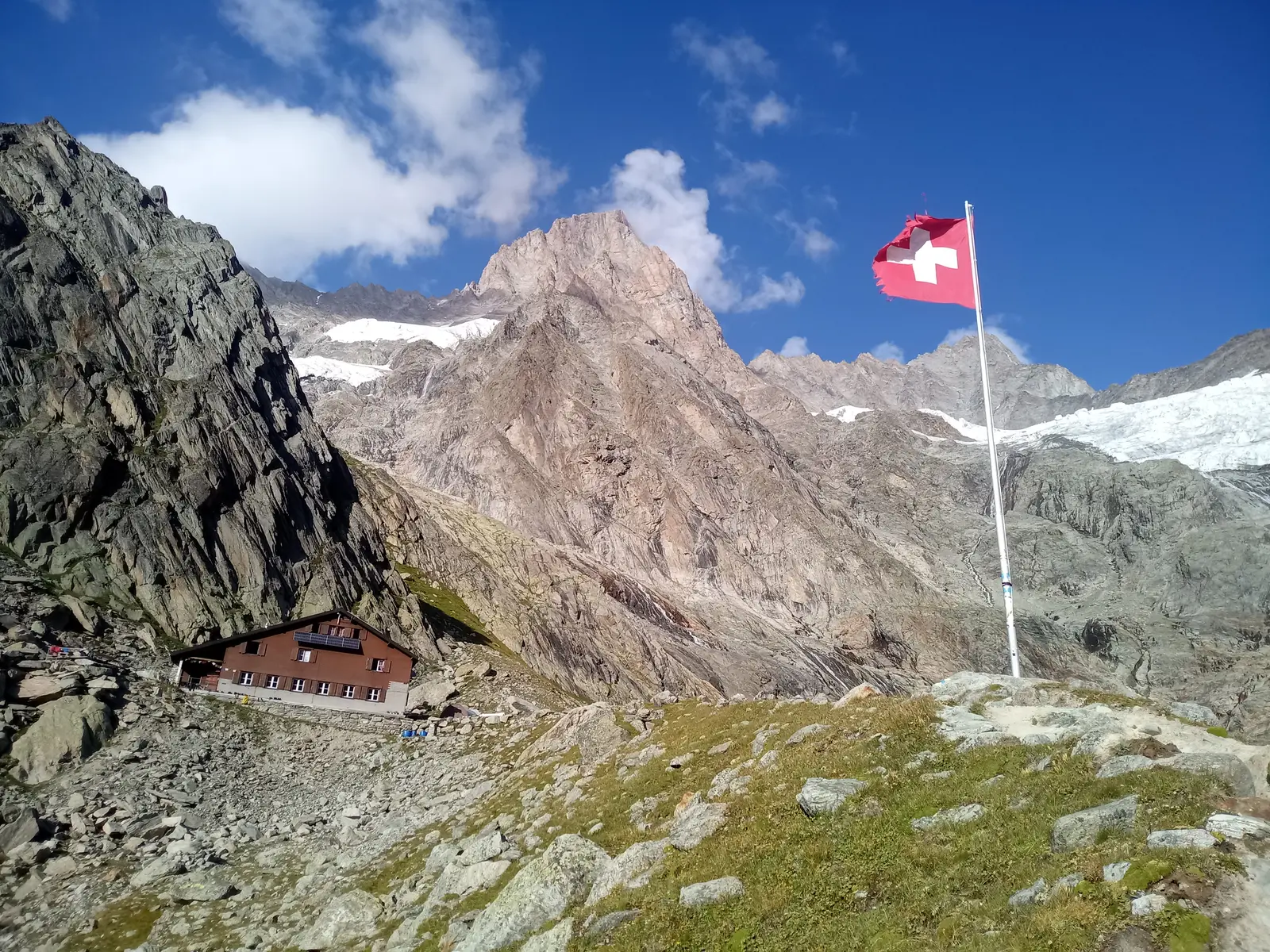 Sur le fil des 4000 : traversée Schreckhorn – Lauteraarhorn — photo 9