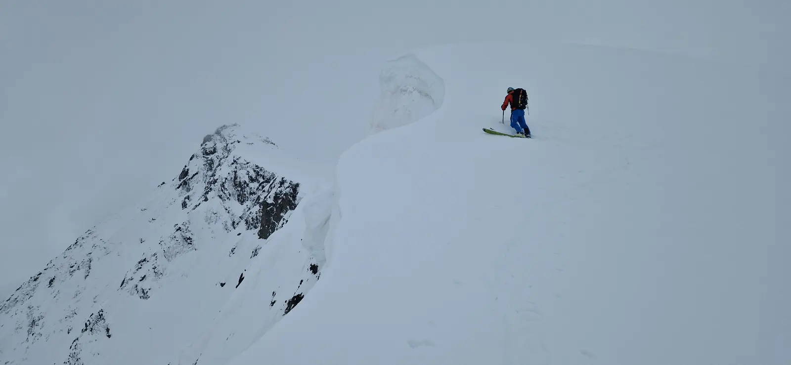 Pente raide & lancer de ski dans le massif des Écrins — photo 4