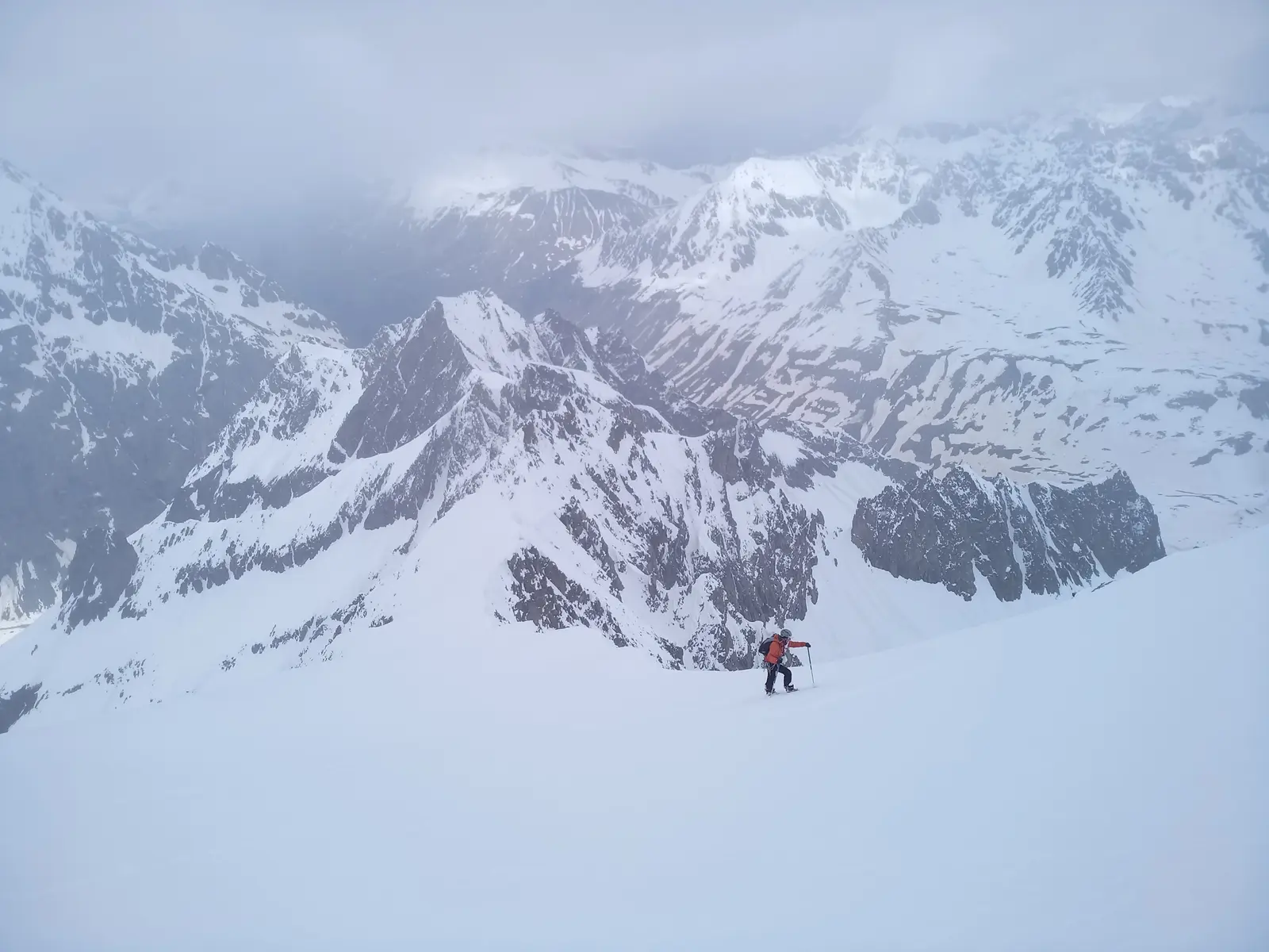 Pente raide & lancer de ski dans le massif des Écrins — photo 5