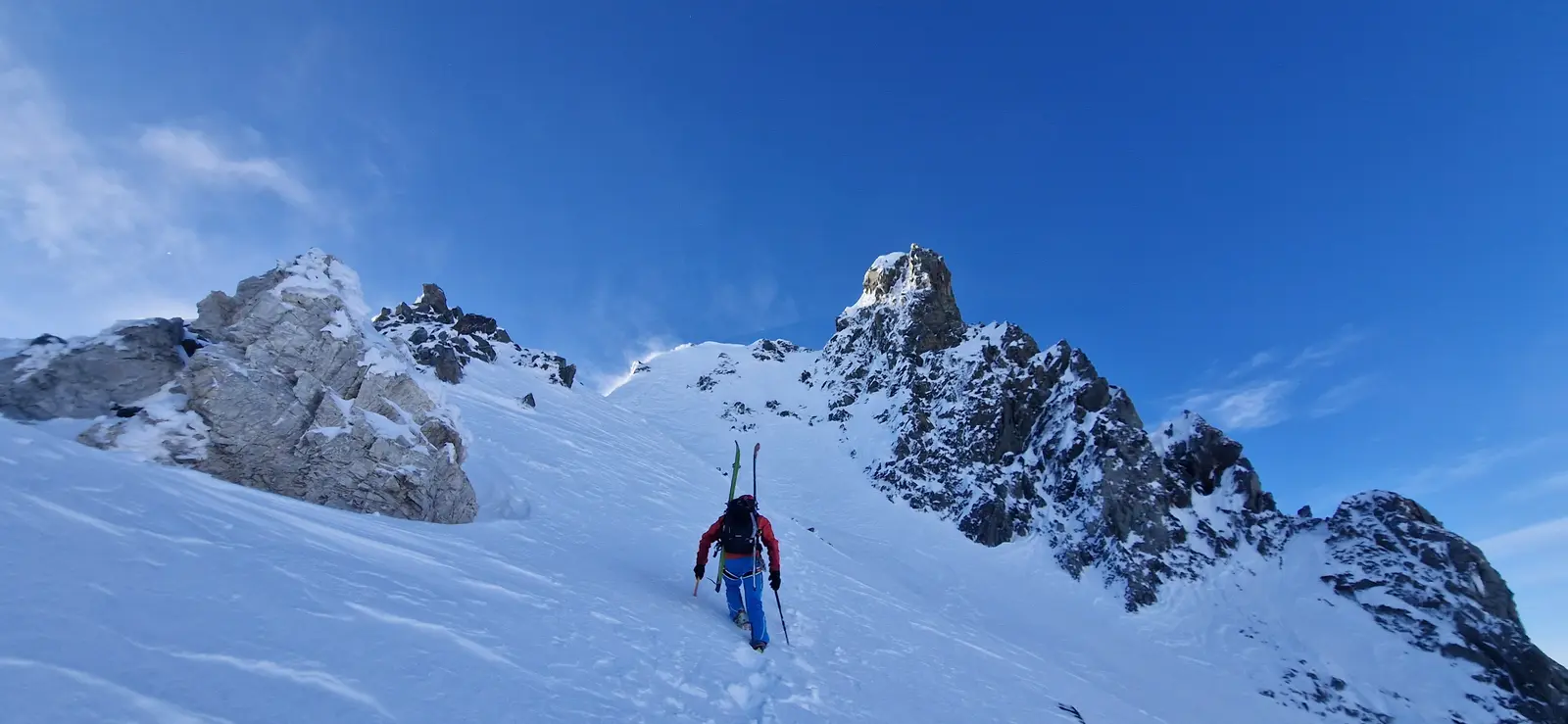 Pente raide & lancer de ski dans le massif des Écrins — photo 15