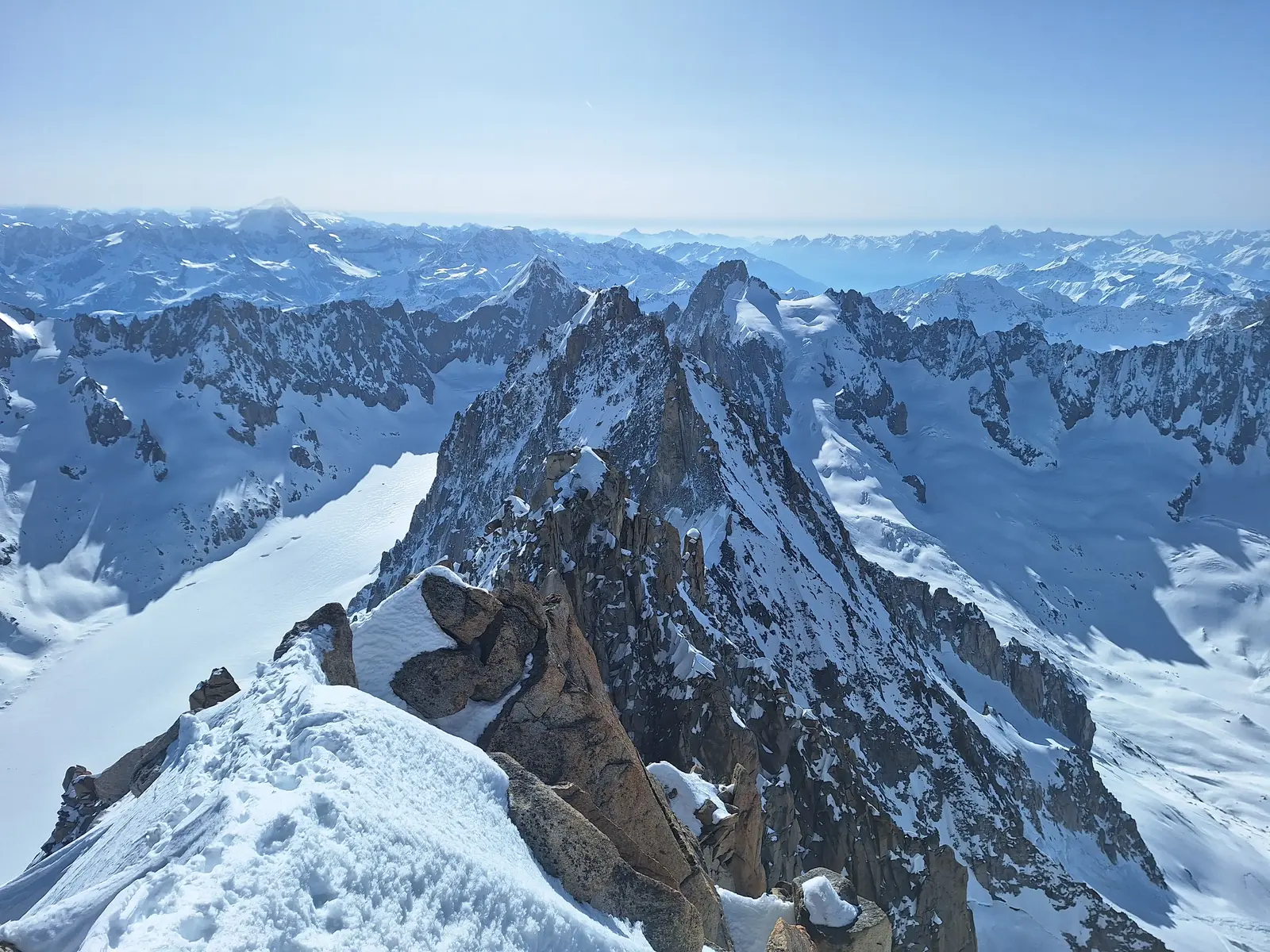 Sur les traces d'Armand Charlet et sur le fil de l'arête du Jardin — photo 5